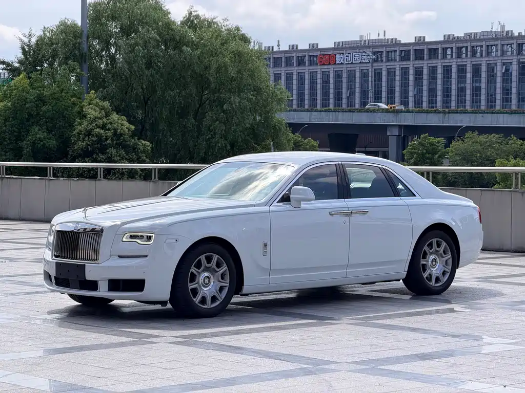 Купить Rolls-Royce Ghost