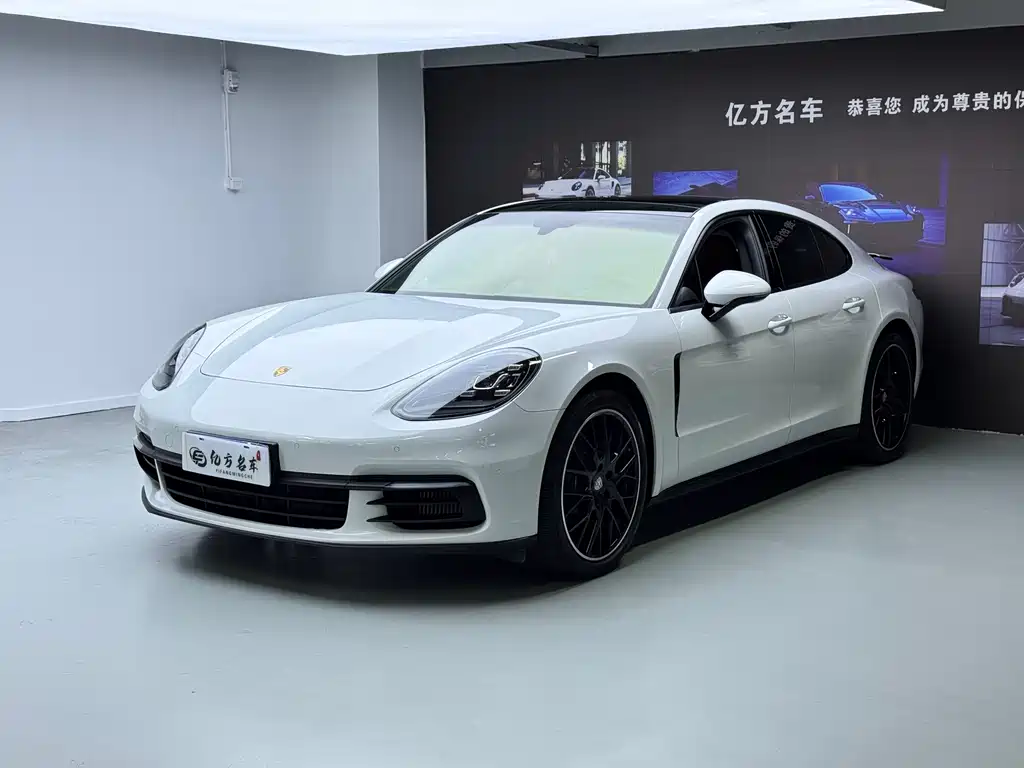 Купить Porsche Panamera