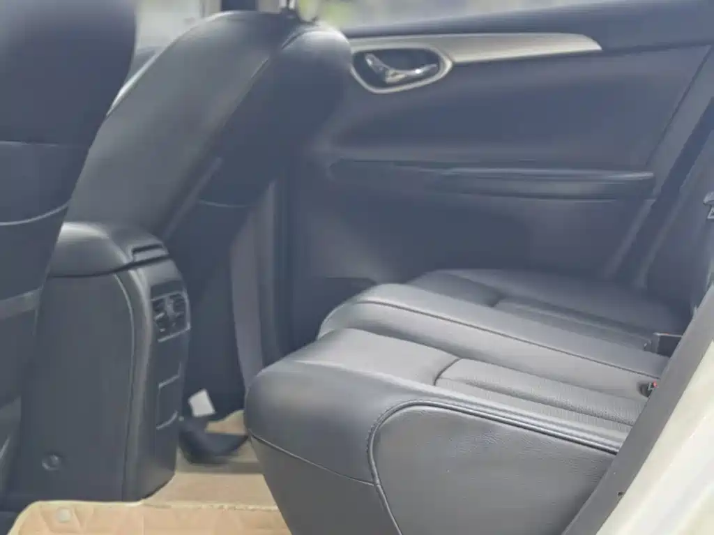 Nissan Sylphy — миниатюра 8