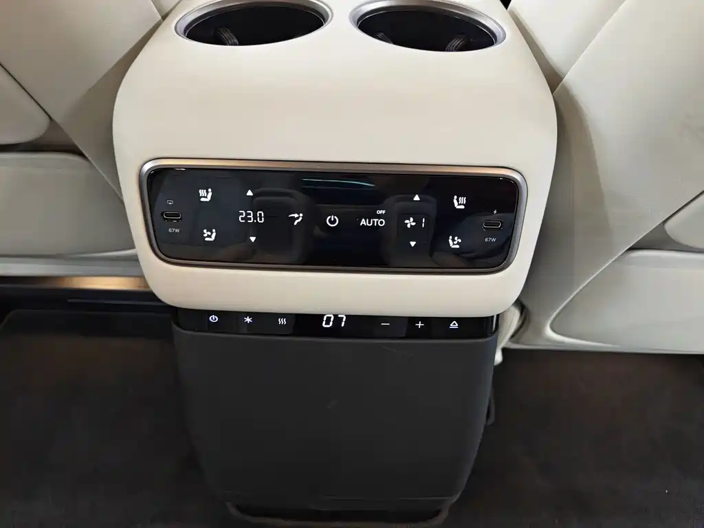Li Auto Li MEGA — миниатюра 8
