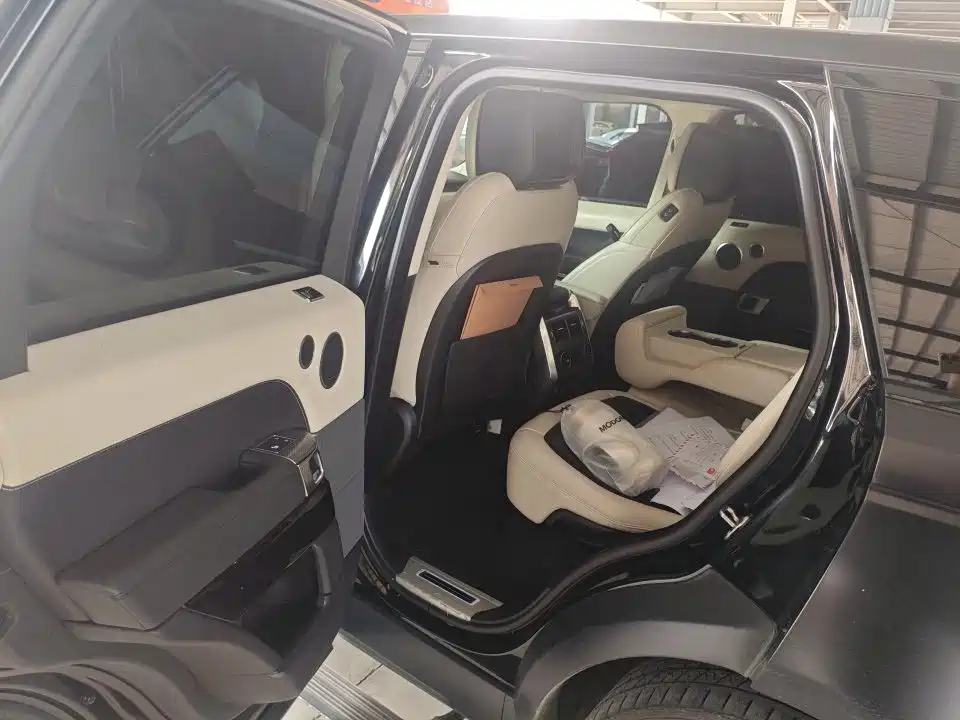 Land Rover Sport — миниатюра 9