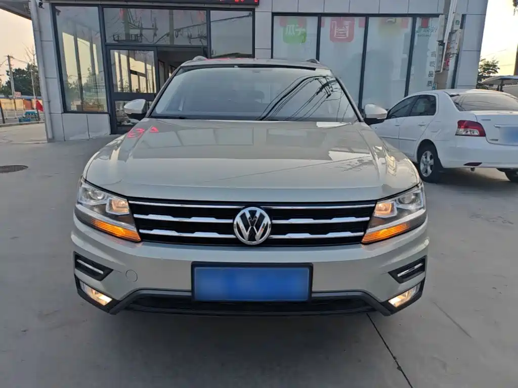 Volkswagen Tiguan L — миниатюра 3