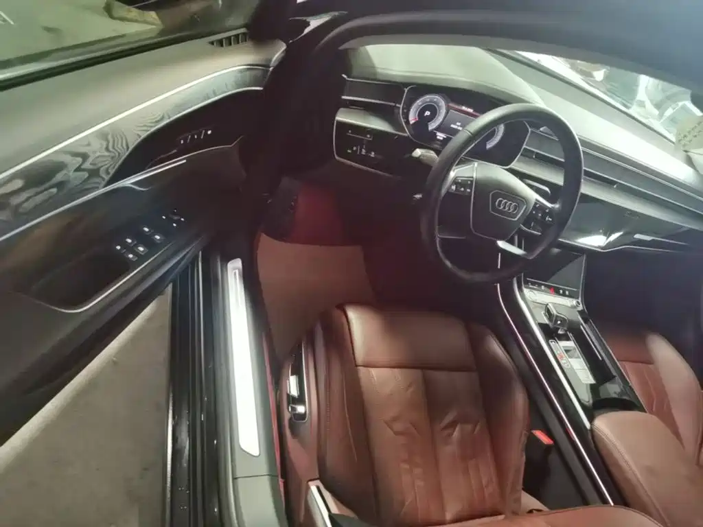 Audi A8 — миниатюра 16