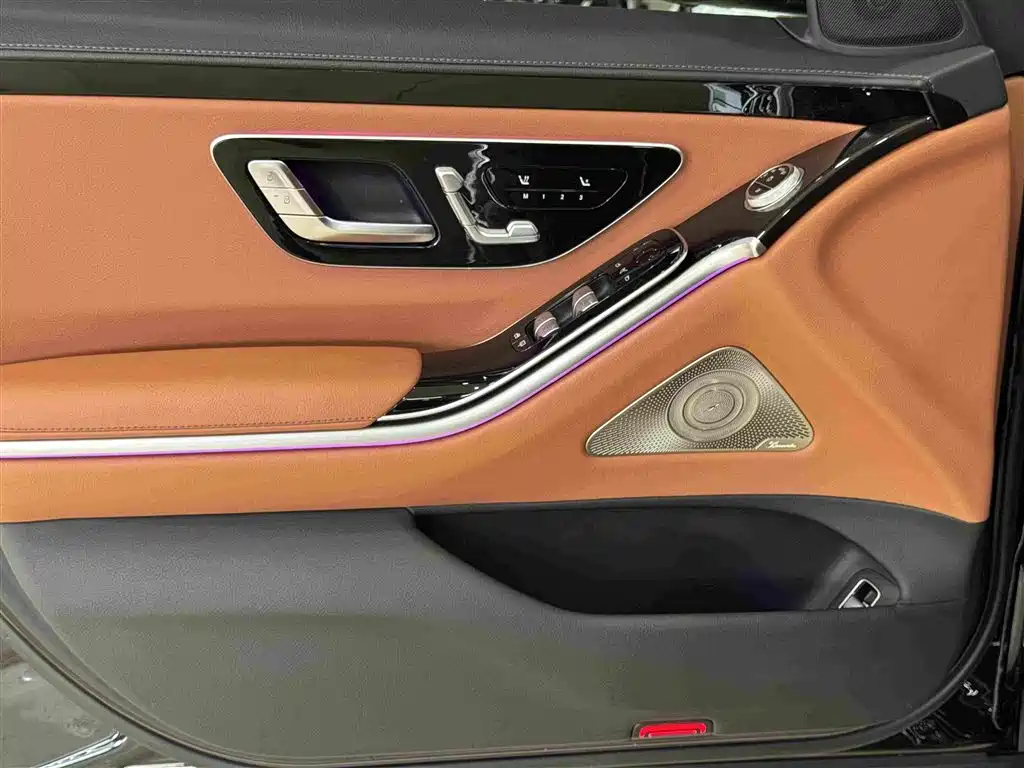 Mercedes-Benz S-Class — миниатюра 20