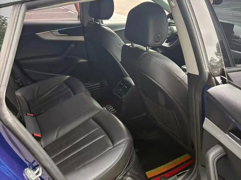 Audi A5 (Import) — миниатюра 8
