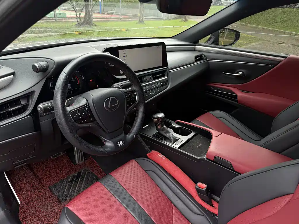 Lexus ES — миниатюра 9