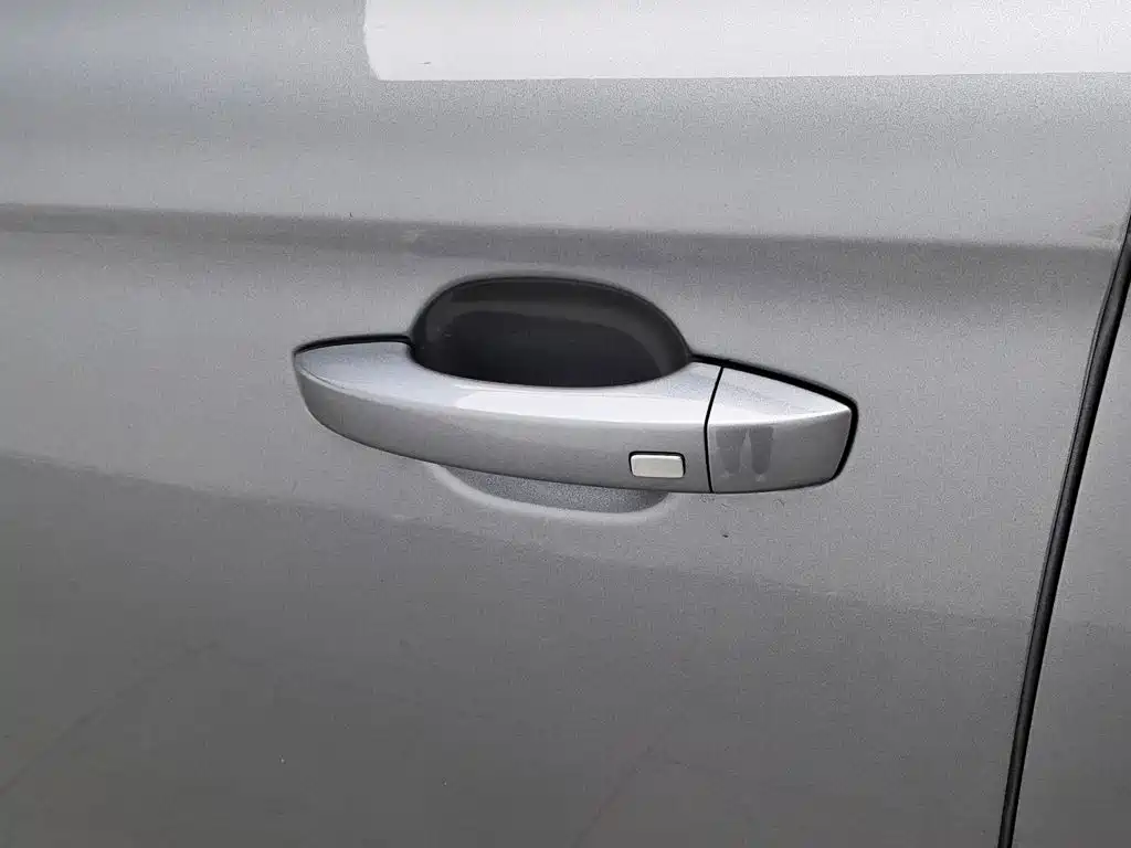 Roewe i5 — миниатюра 18