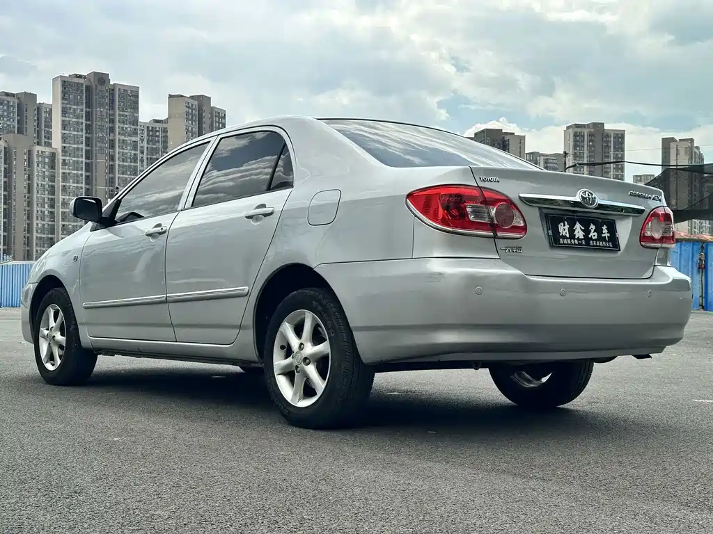 Toyota Corolla — миниатюра 10