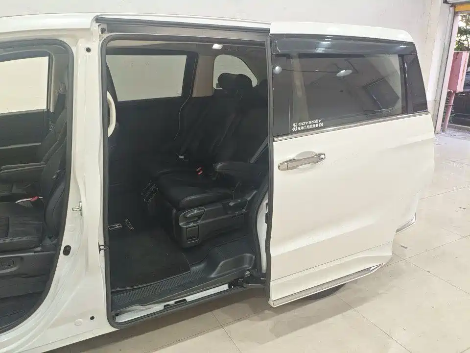 Honda Odyssey — миниатюра 7