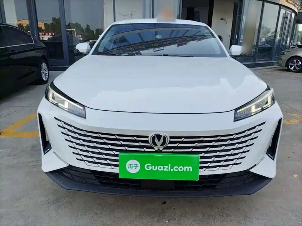 Changan Yida — миниатюра 3