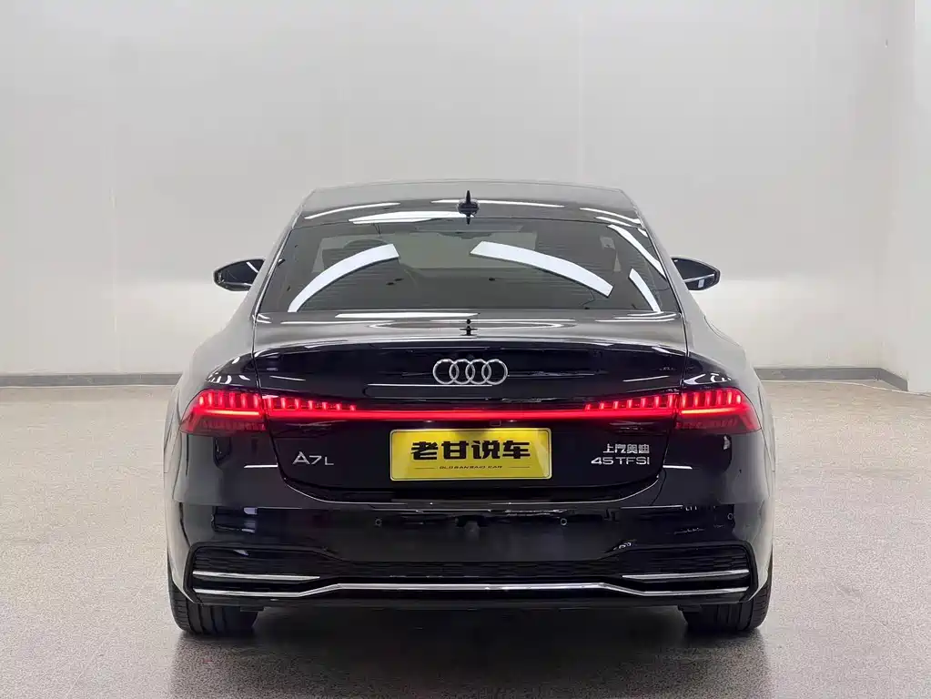 Audi A7L — миниатюра 6