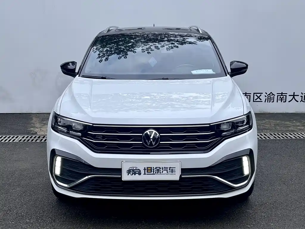 Volkswagen T-Roc — миниатюра 2