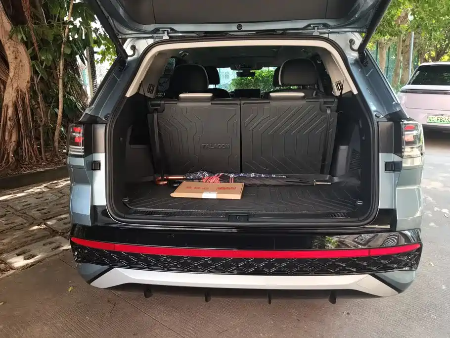 Volkswagen Talagon — миниатюра 4