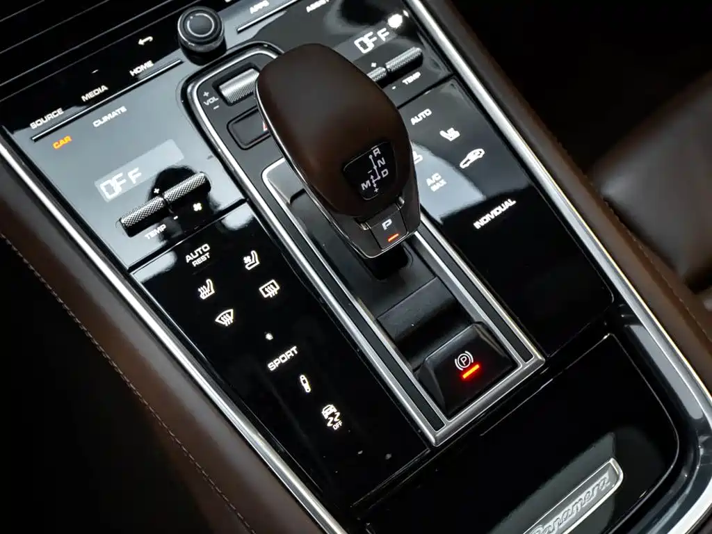 Porsche Panamera — миниатюра 19