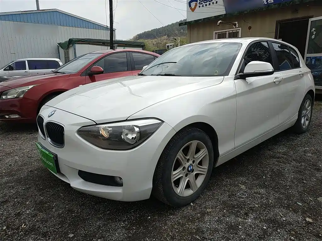 BMW 1 Series (Import) 2015