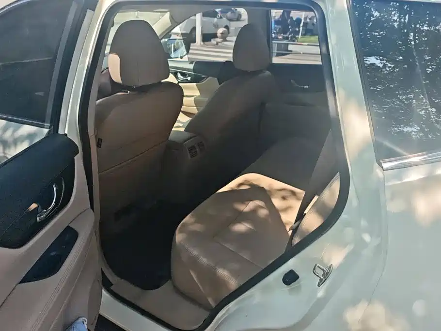 Nissan X-Trail — миниатюра 11