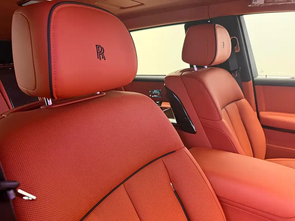 Rolls-Royce Phantom — миниатюра 7