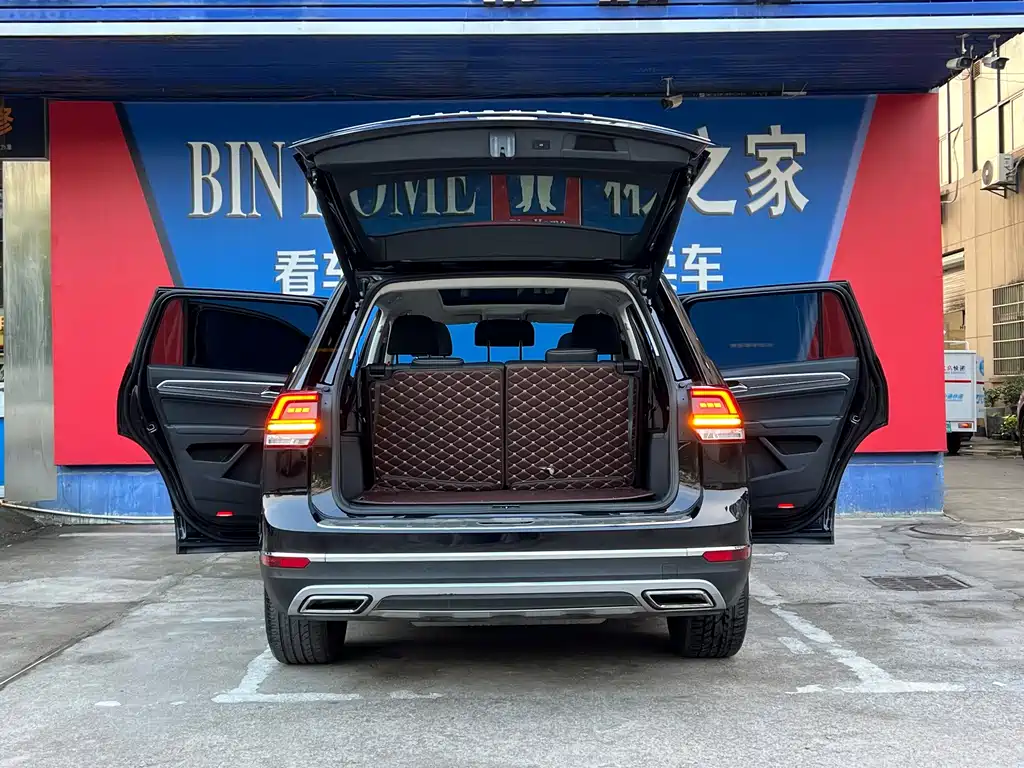 Volkswagen Teramont — миниатюра 9