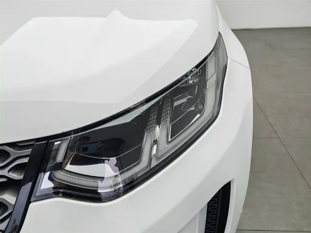 Land Rover Discovery Sport Sport 2021 P300e