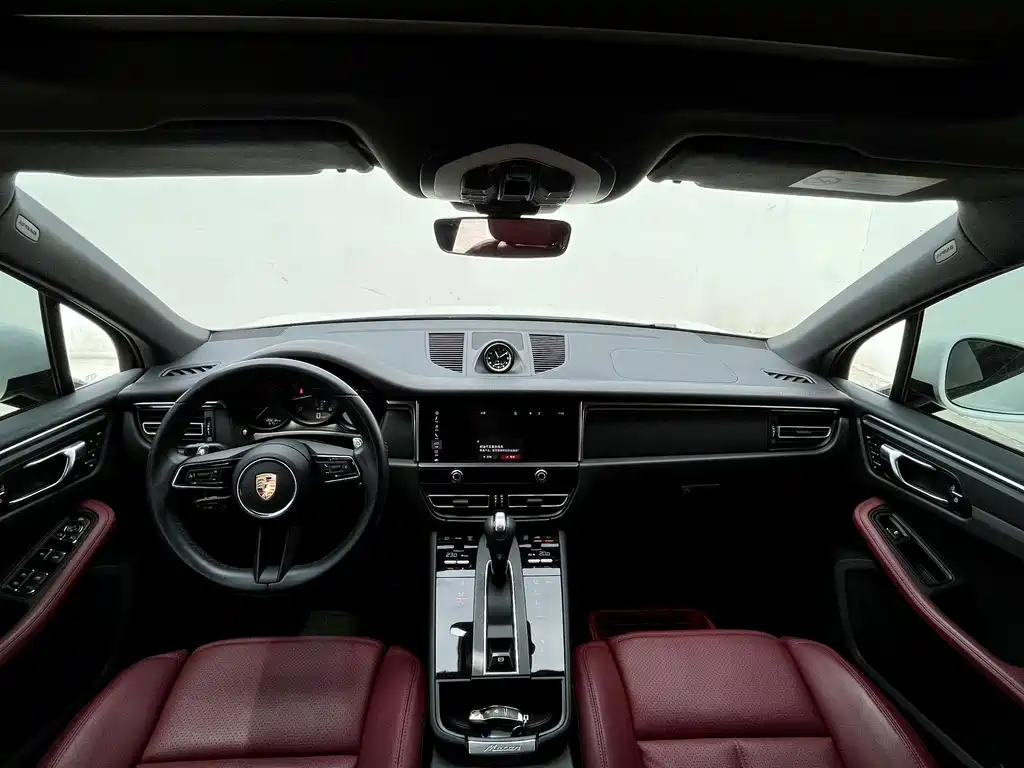 Porsche Macan — миниатюра 17