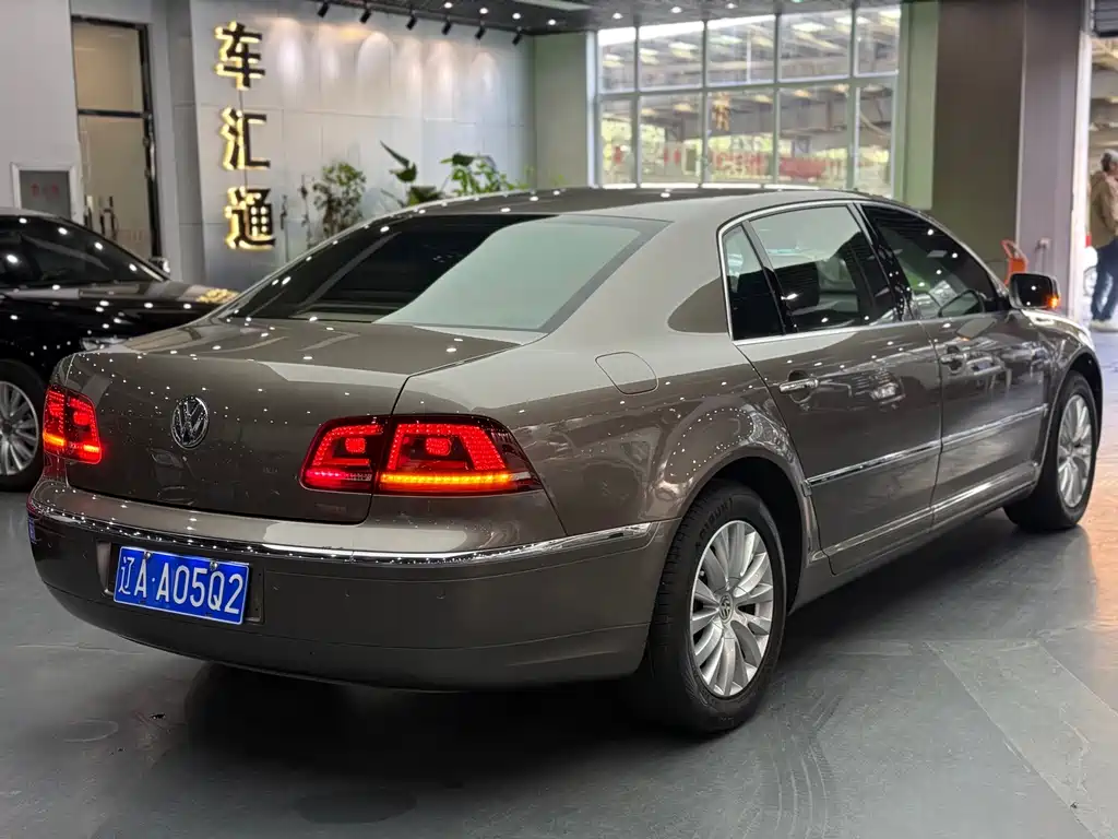 Volkswagen Phaeton — миниатюра 4
