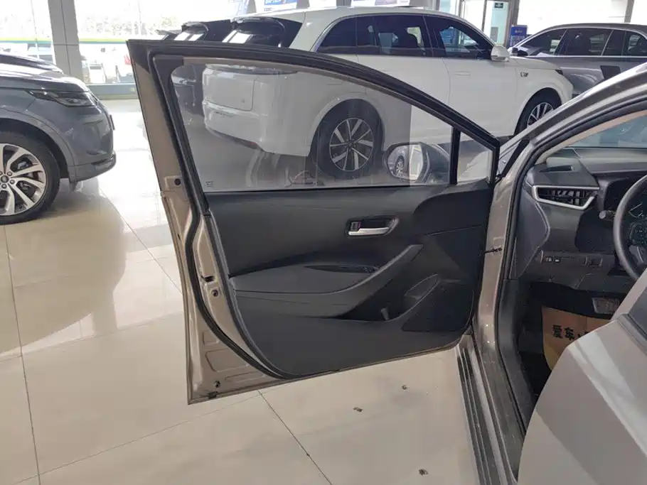 Toyota Corolla — миниатюра 7
