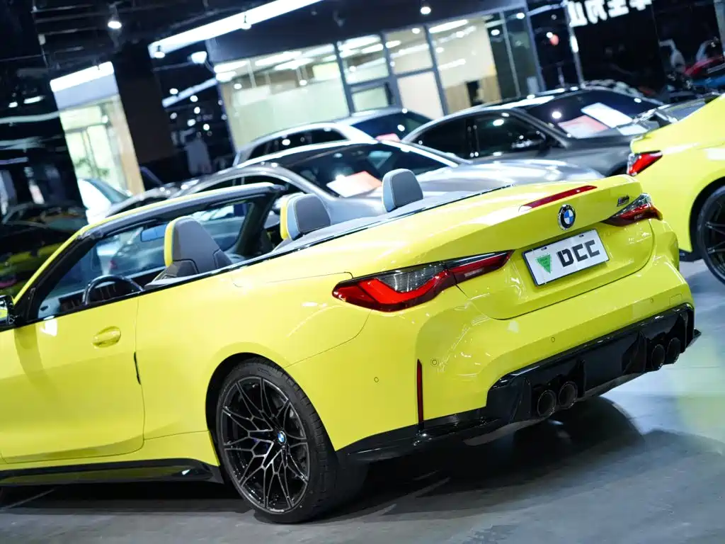 BMW M4 — миниатюра 12