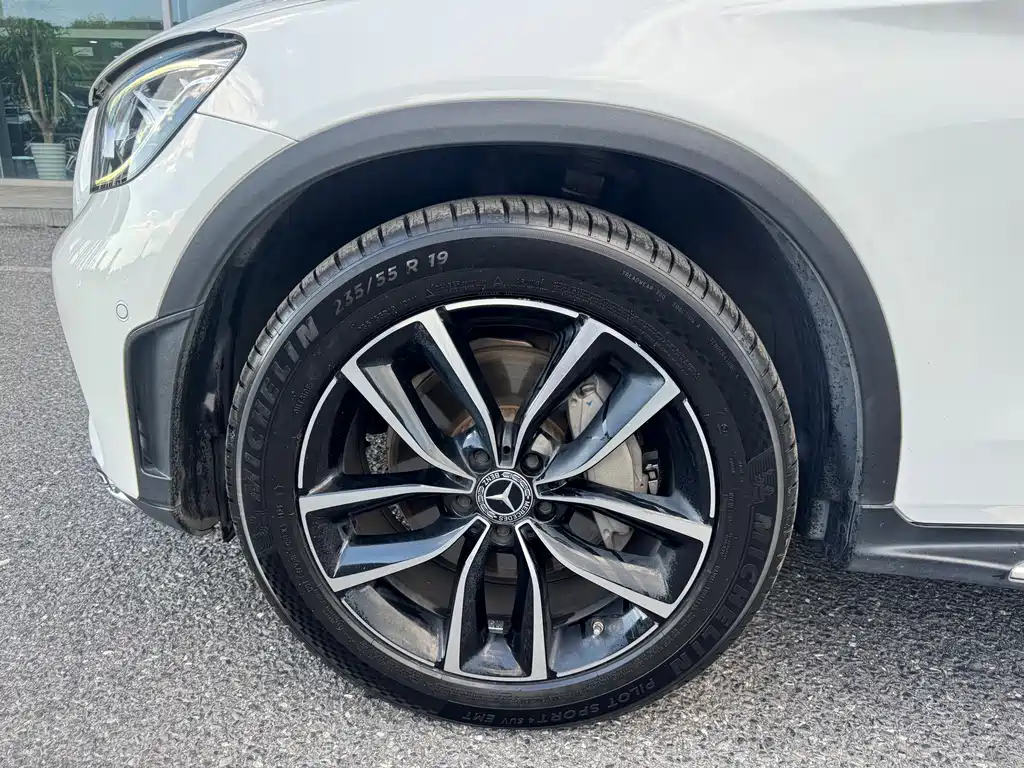 Mercedes-Benz GLC — миниатюра 8