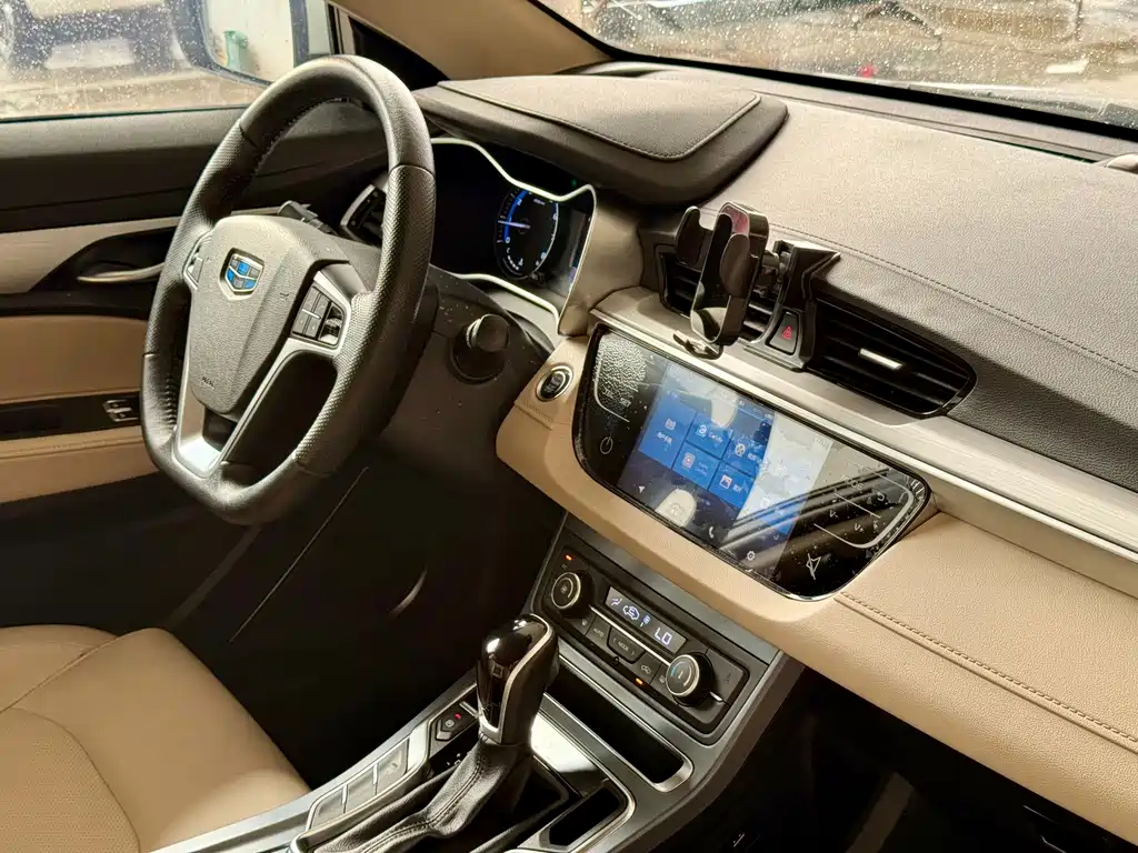Geely Emgrand — миниатюра 8