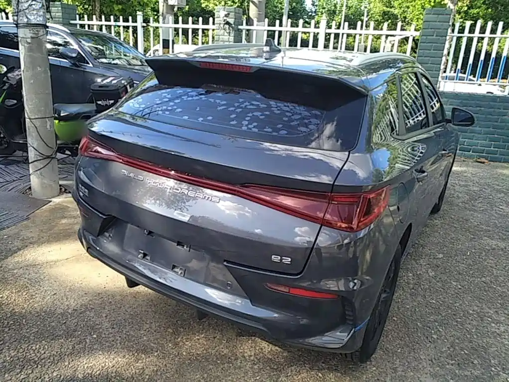 BYD e2 — миниатюра 7