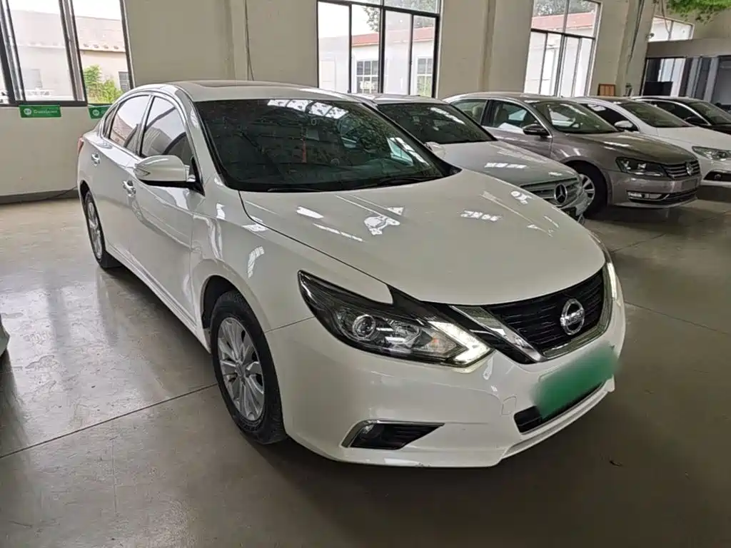 Nissan Teana — миниатюра 4