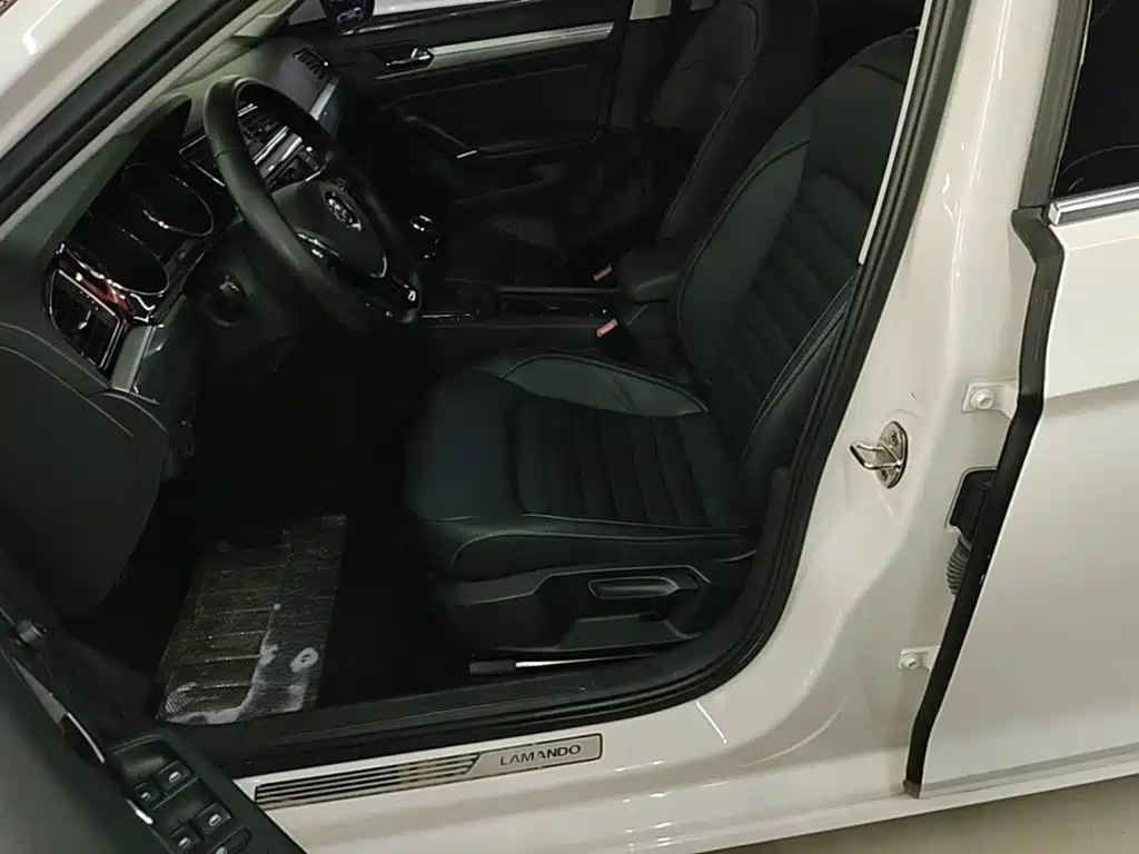 Volkswagen Lamando — миниатюра 15