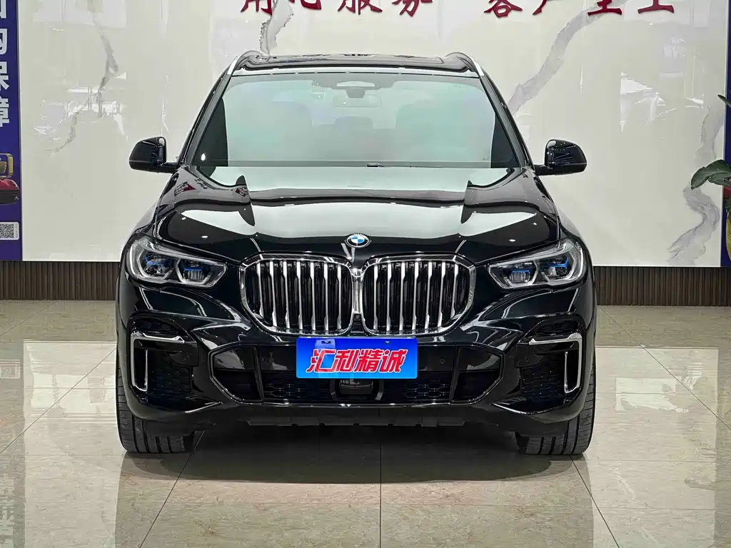 BMW X5 2022 xDrive 40Li Premium M Sport