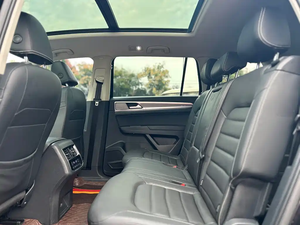 Volkswagen Teramont — миниатюра 14