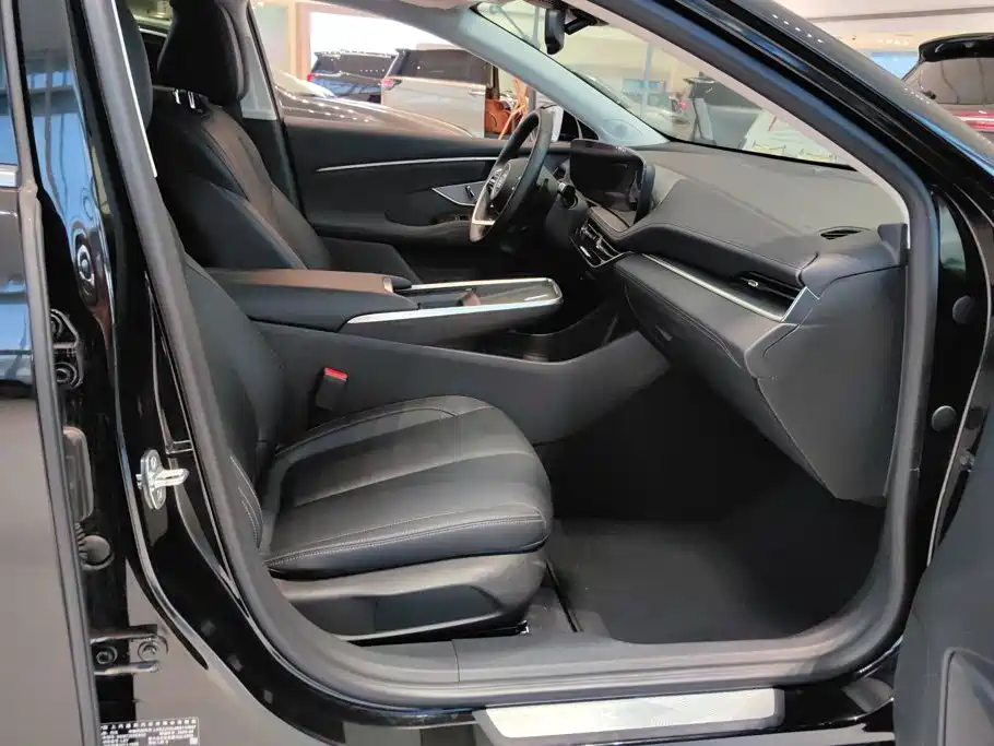 Buick LaCrosse — миниатюра 8