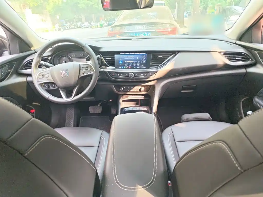 Buick Regal — миниатюра 5