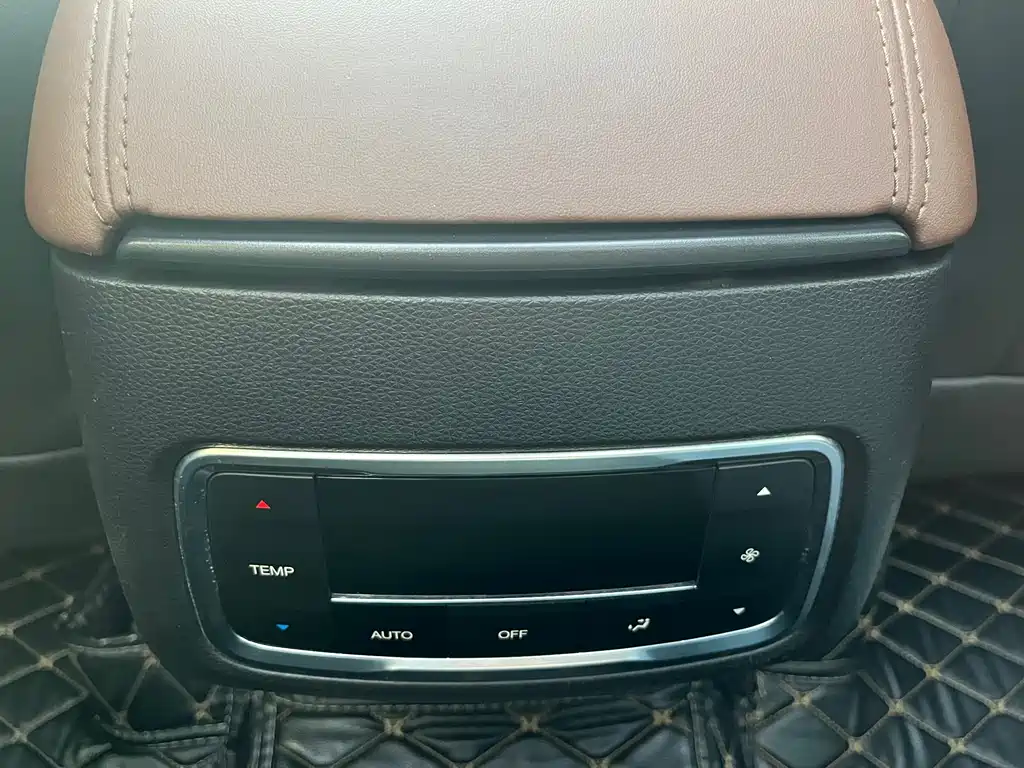 GAC Motor Trumpchi GS8 — миниатюра 15