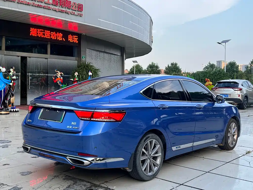 Geely Borui Hybrid — миниатюра 6