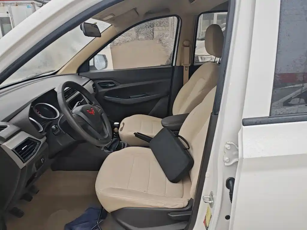 Wuling Hongguang — миниатюра 15