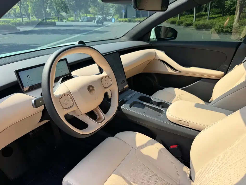 NIO ET5 — миниатюра 6