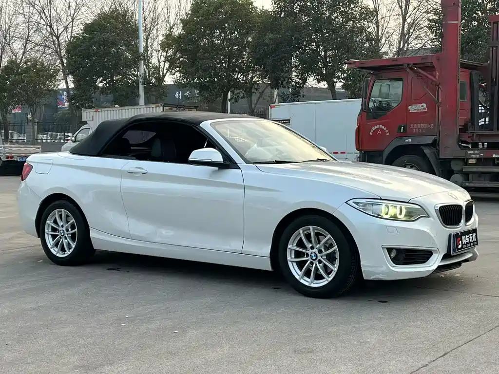 BMW 2 SERIES