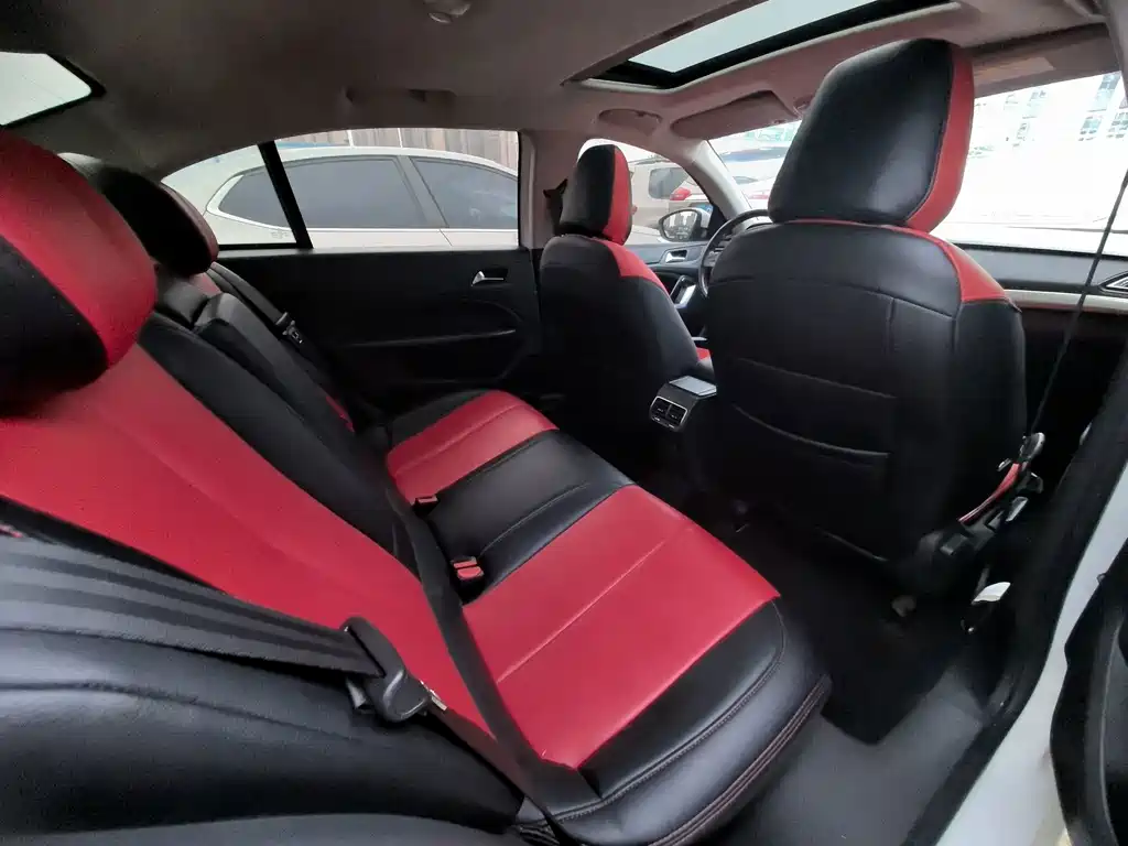 Peugeot 408 — миниатюра 15