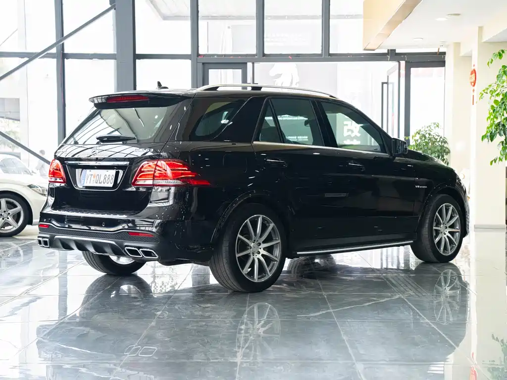 Mercedes-Benz GLE A MG 2015 AMG GLE 63 4MATIC