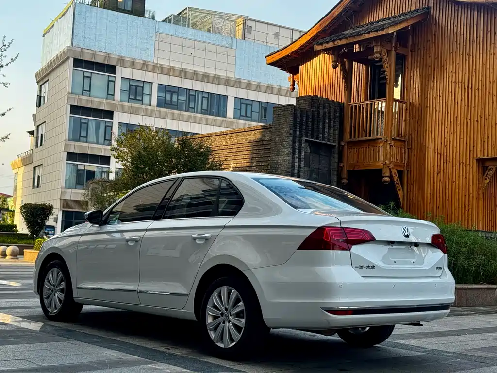 Volkswagen Bora — миниатюра 6