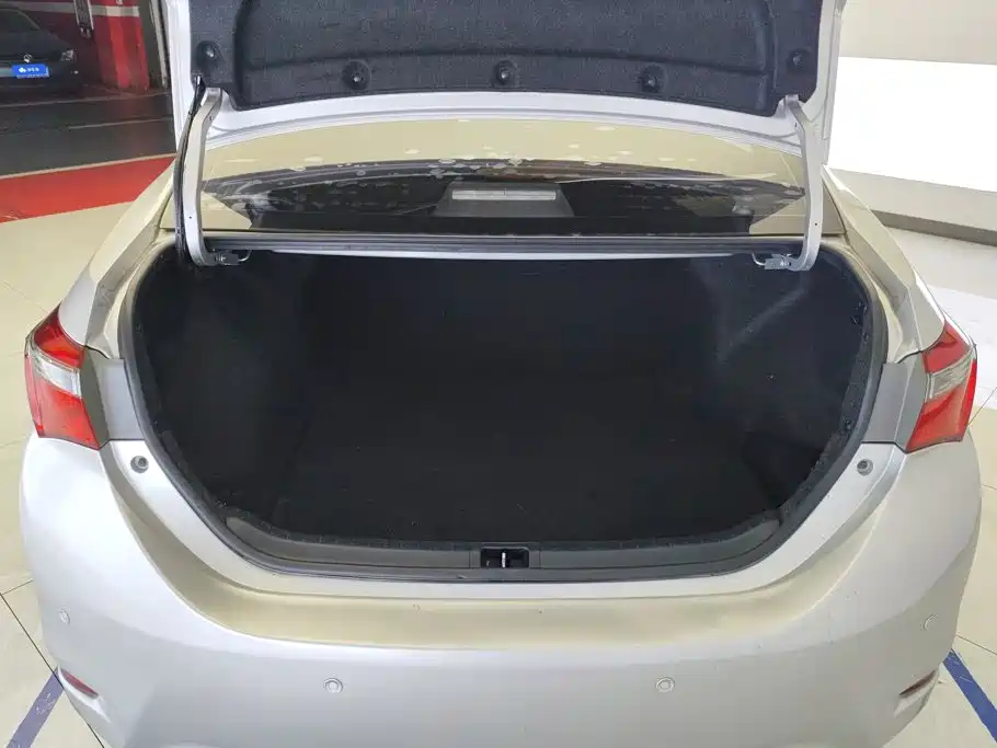 Toyota Corolla — миниатюра 4