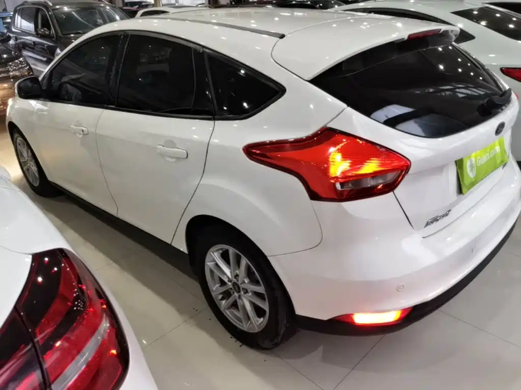 Ford Focus — миниатюра 5