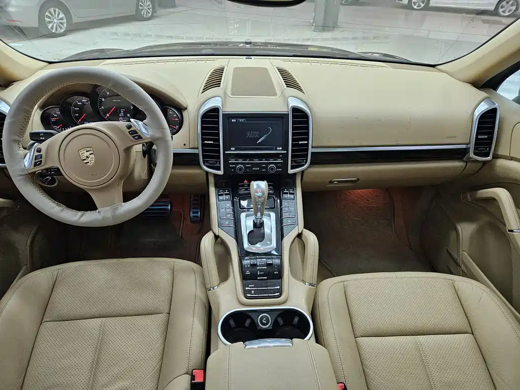 Porsche Cayenne 2014 Cayenne Platinum Edition 3.0T