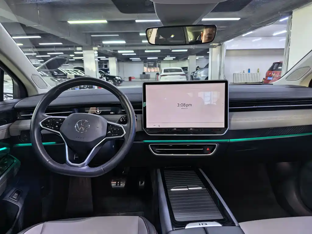 VOLKSWAGEN ID.7 VIZZION