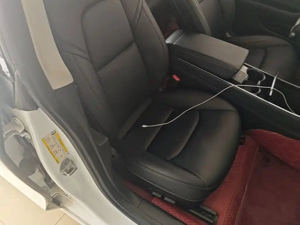 Tesla Model 3 — миниатюра 25