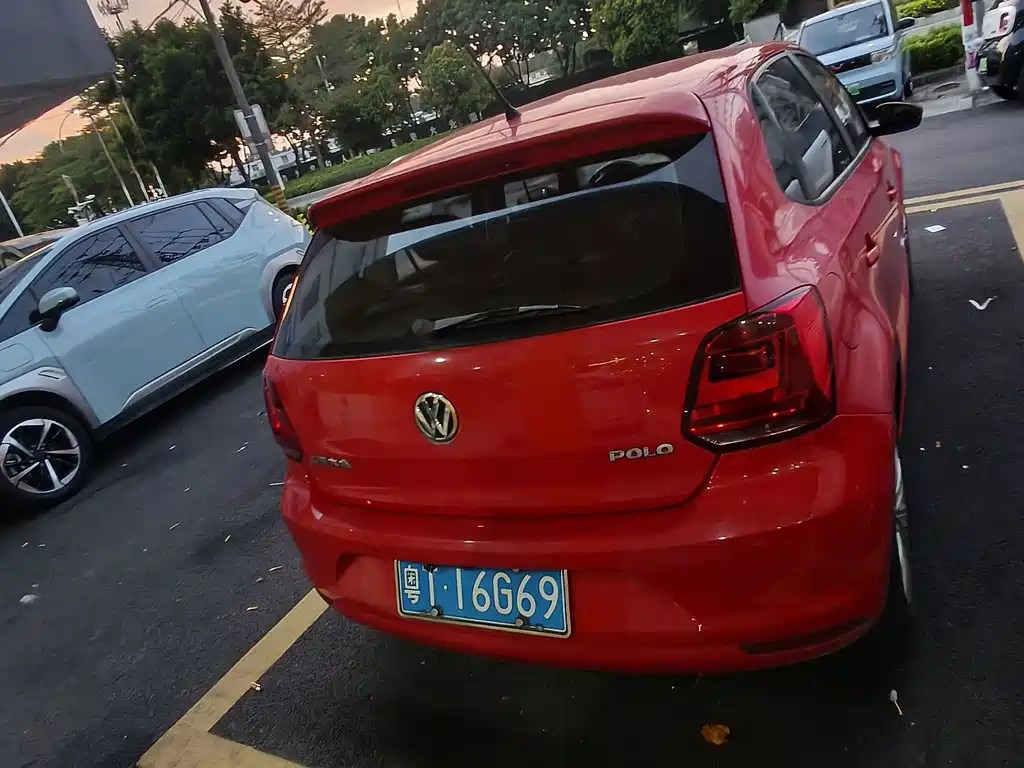 Volkswagen Polo — миниатюра 7